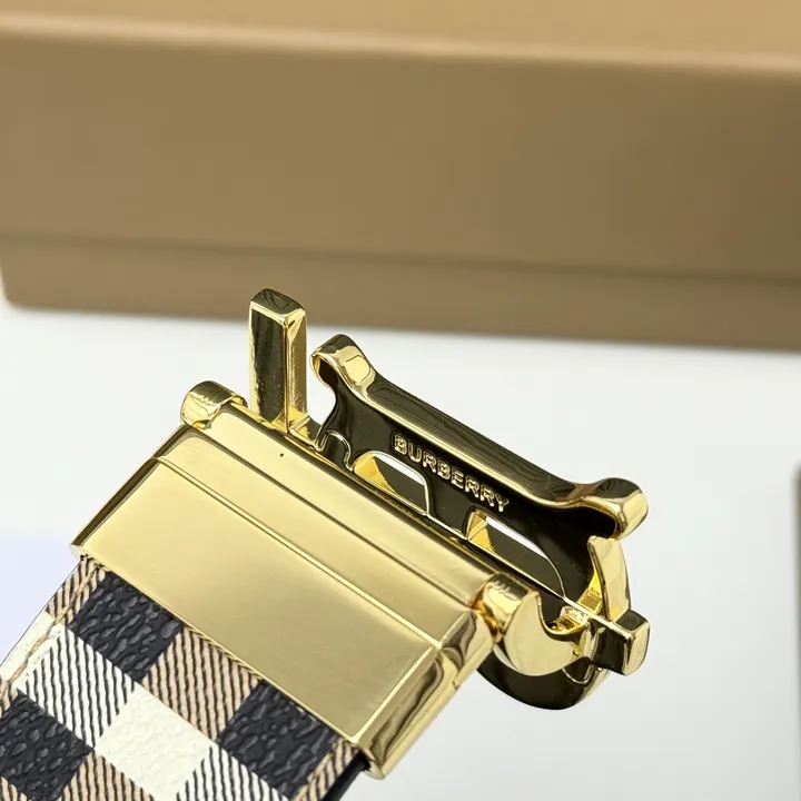 スーパーコピー バーバリー ス ベルト