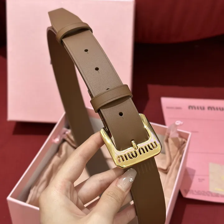 スーパーコピー ミュウミュウ ベルト