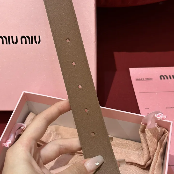 スーパーコピー ミュウミュウ ベルト
