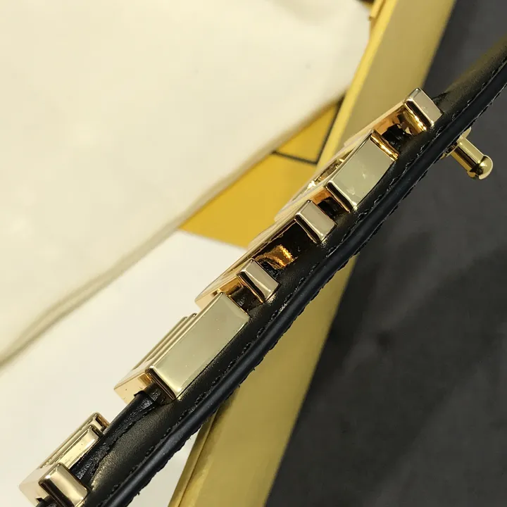 スーパーコピー フェンディ ベルト