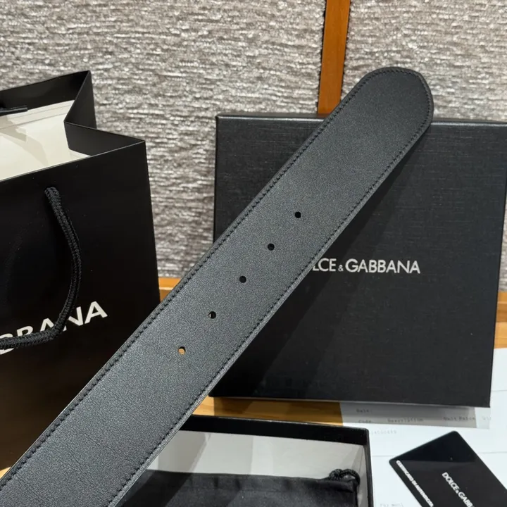 スーパーコピー ミュウミュウ ベルト