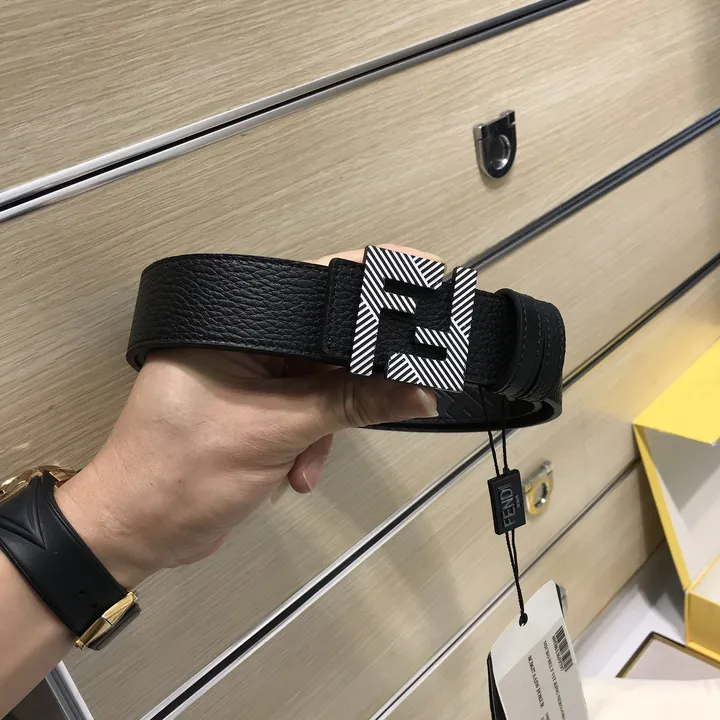 スーパーコピー フェンディ ベルト