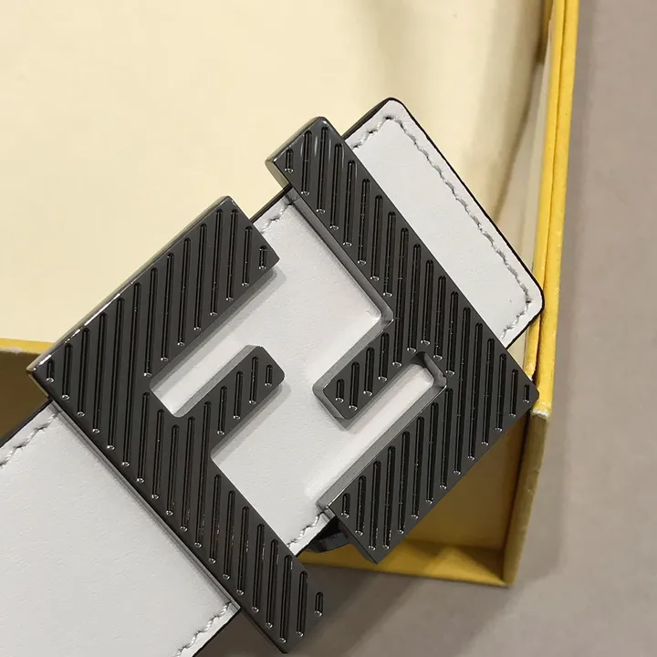 スーパーコピー フェンディ ベルト