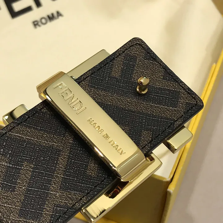 スーパーコピー フェンディ ベルト