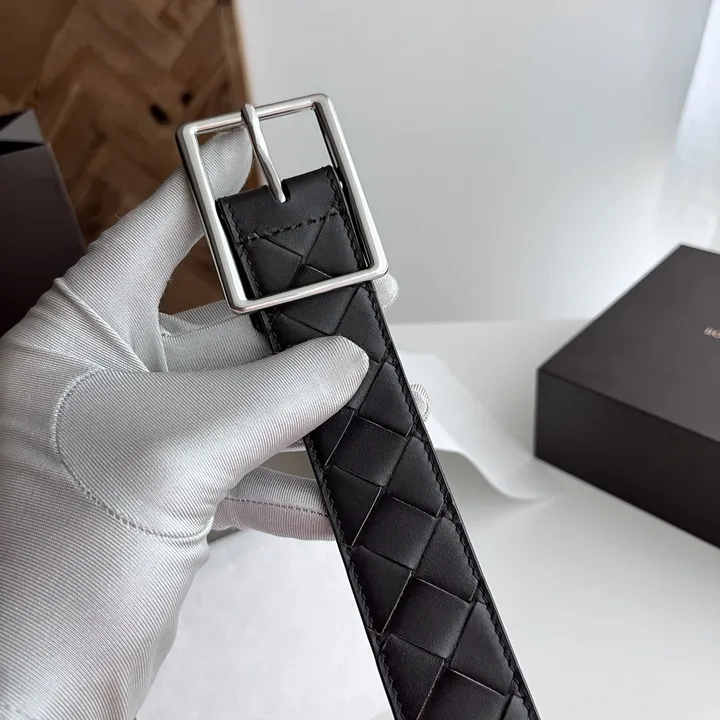 スーパーコピー ボッテガ ヴェネタ ベルト