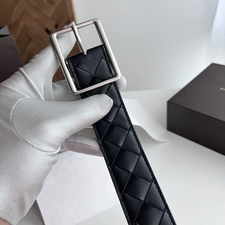 スーパーコピー ボッテガ ヴェネタ ベルト