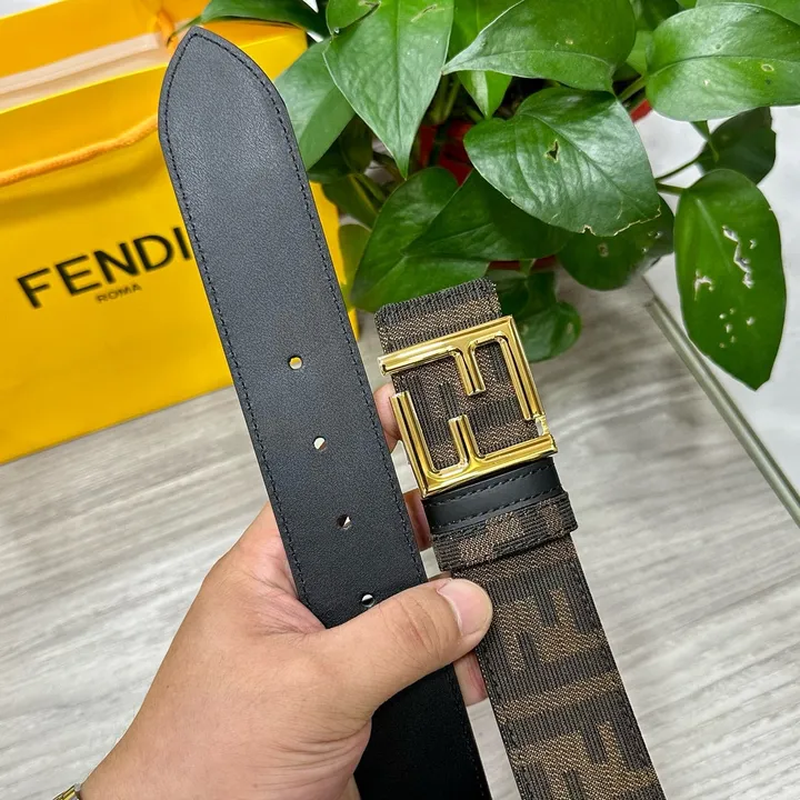 スーパーコピー フェンディ ベルト