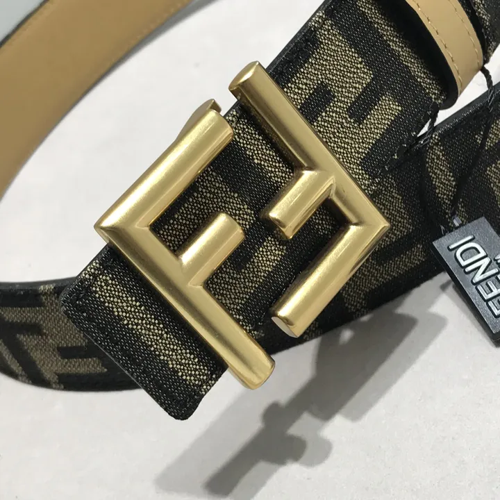 スーパーコピー コーチ ベルト