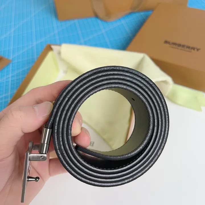 スーパーコピー バーバリー ス ベルト