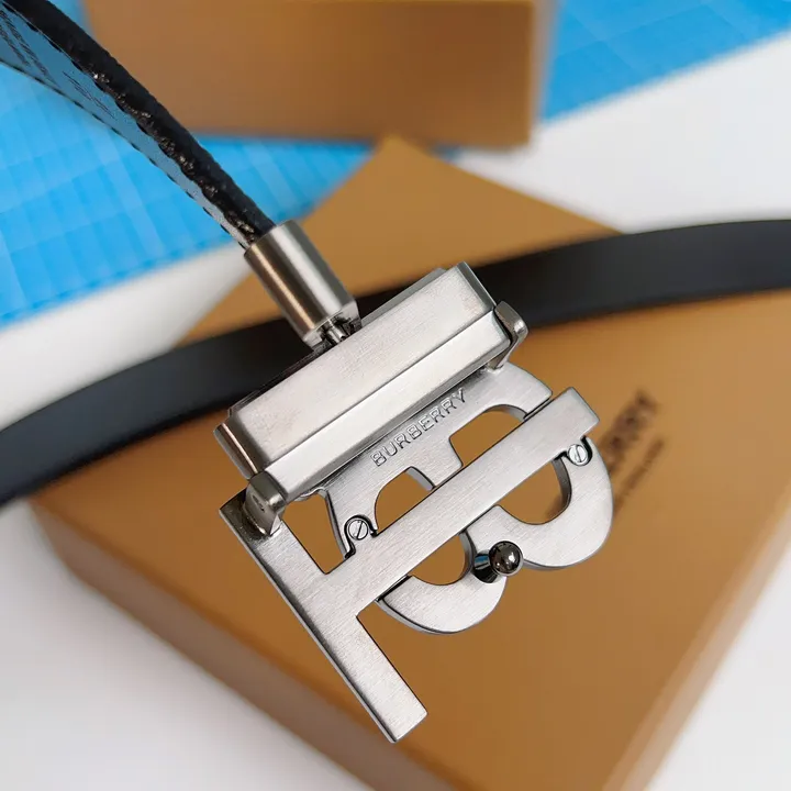 スーパーコピー バーバリー ス ベルト