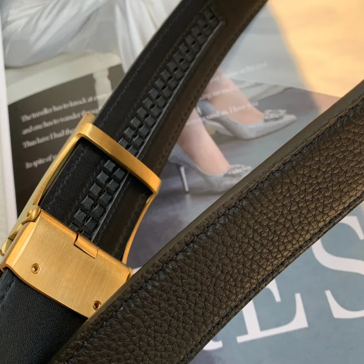 スーパーコピー ヴァレンティノ ベルト