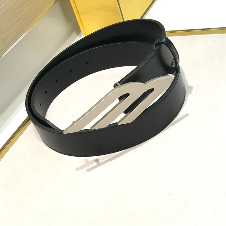 スーパーコピー バレンシアガ ベルト