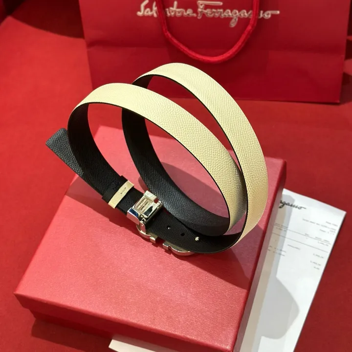 スーパーコピー フェラガモ ベルト