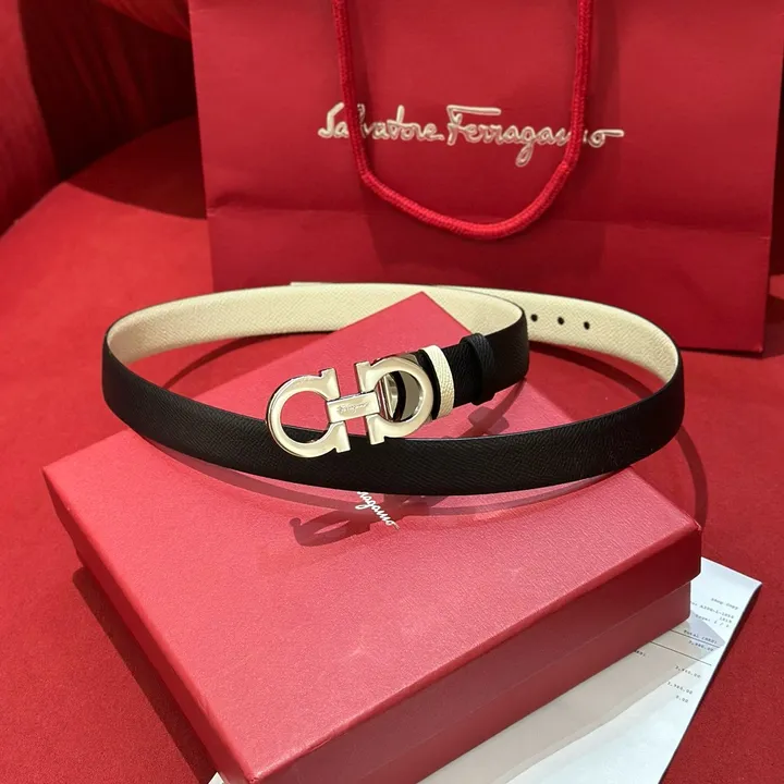 スーパーコピー フェラガモ ベルト