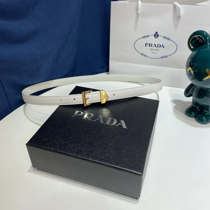 スーパーコピー プラダ ベルト