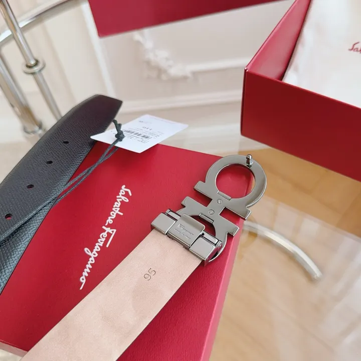 スーパーコピー フェラガモ ベルト