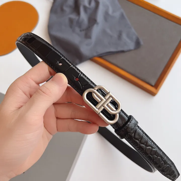 スーパーコピー バレンシアガ ベルト