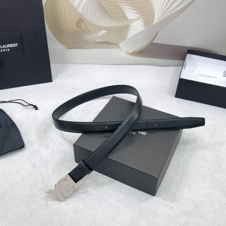 スーパーコピー イブサンローラン ベルト