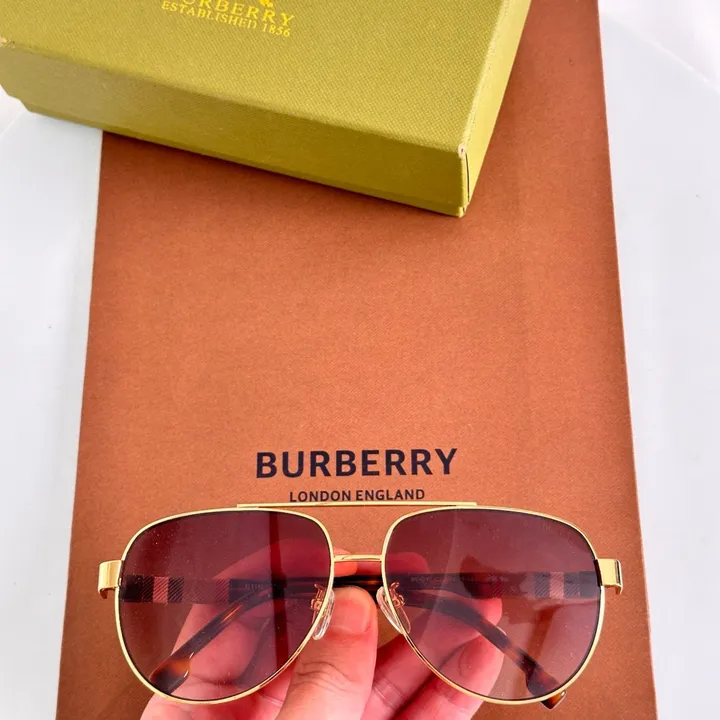 スーパーコピー バーバリー ス サングラス