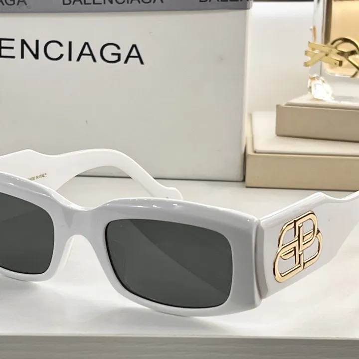 スーパーコピー バレンシアガ サングラス