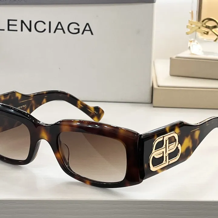 スーパーコピー バレンシアガ サングラス