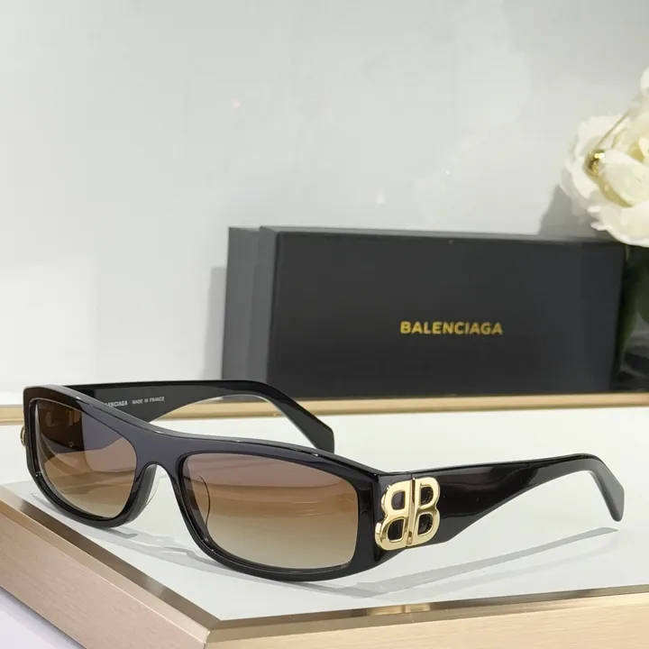 スーパーコピー バレンシアガ サングラス