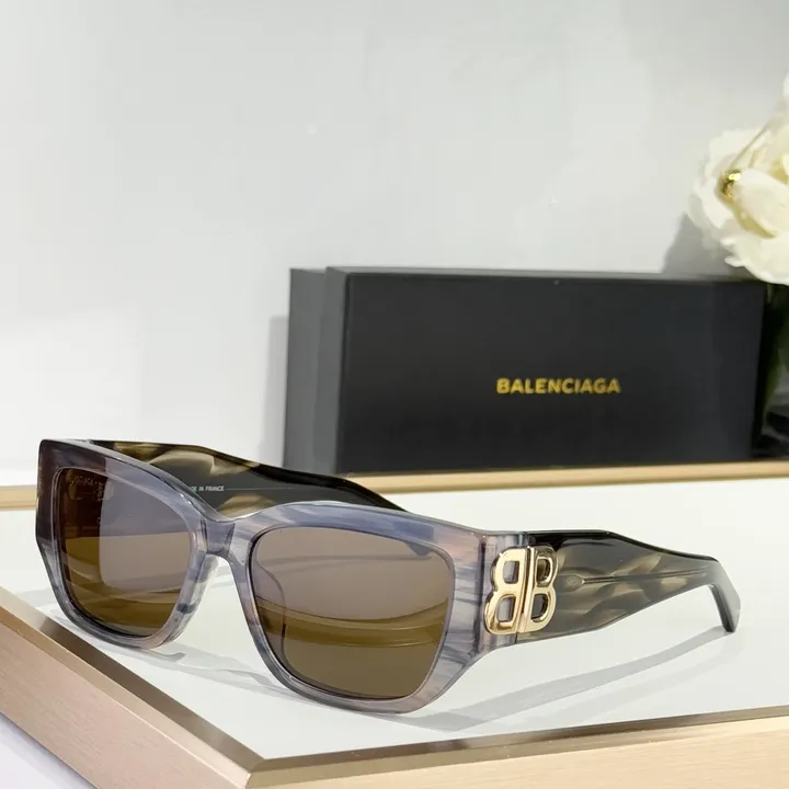 スーパーコピー バレンシアガ サングラス