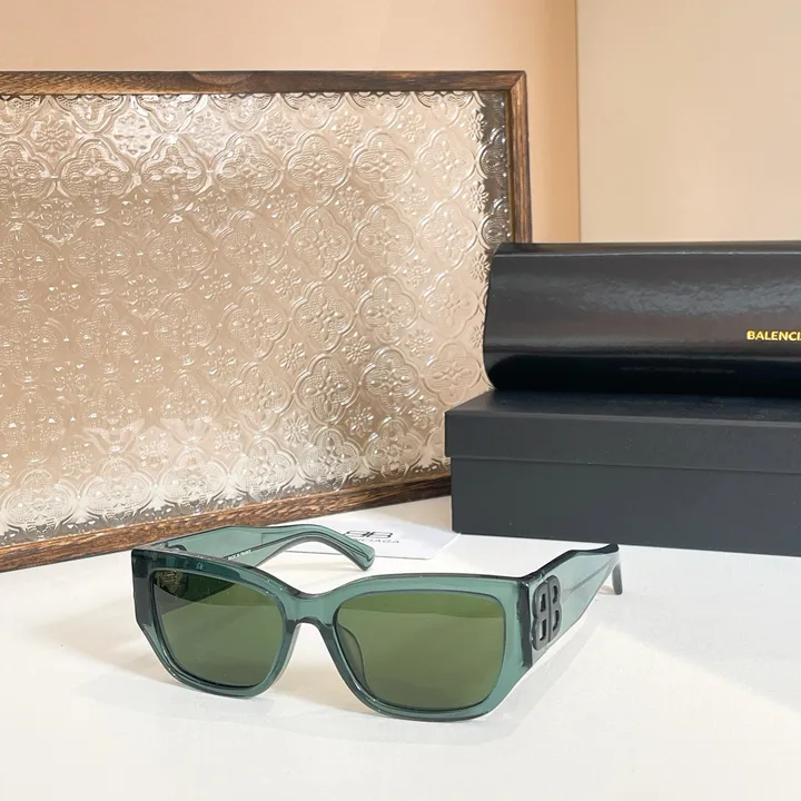 スーパーコピー バレンシアガ サングラス