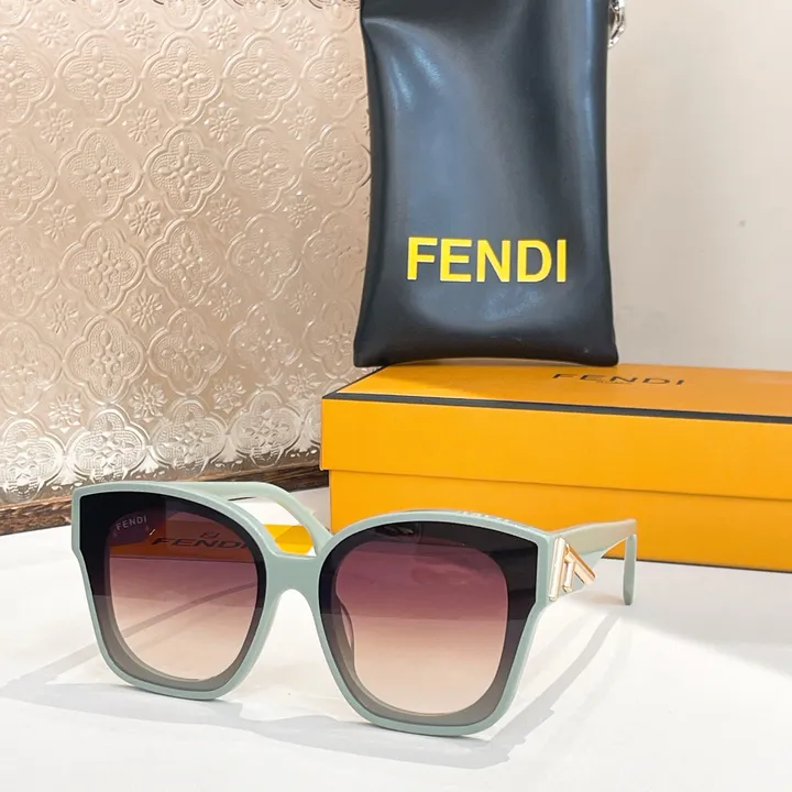 スーパーコピー フェンディ サングラス