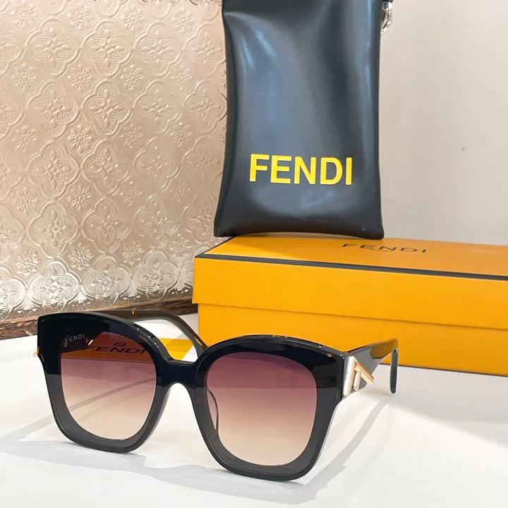 スーパーコピー フェンディ サングラス