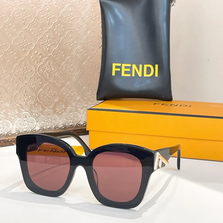 スーパーコピー フェンディ サングラス