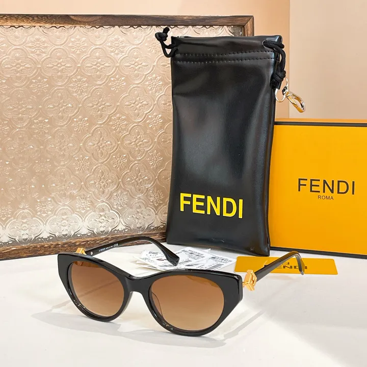 スーパーコピー フェンディ サングラス