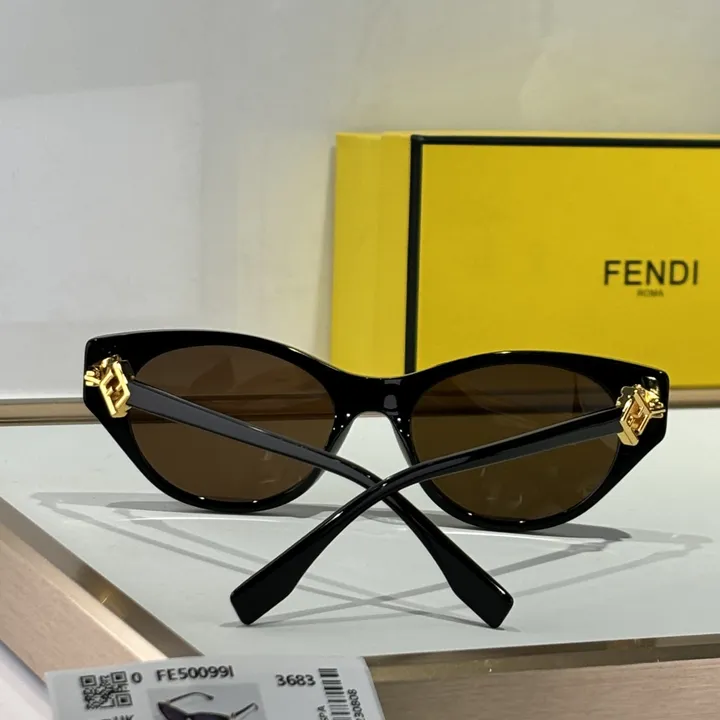 スーパーコピー フェンディ サングラス