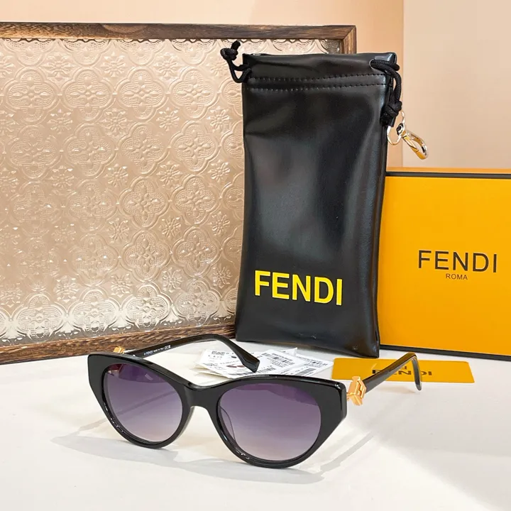 スーパーコピー フェンディ サングラス