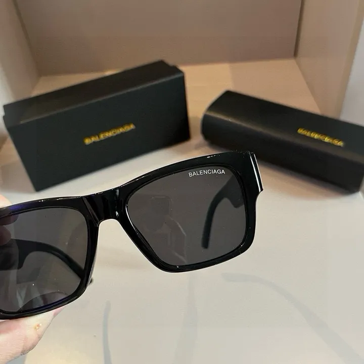 スーパーコピー バレンシアガ サングラス