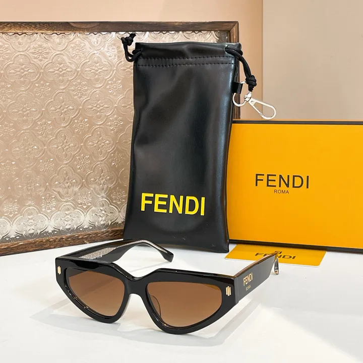 スーパーコピー フェンディ サングラス