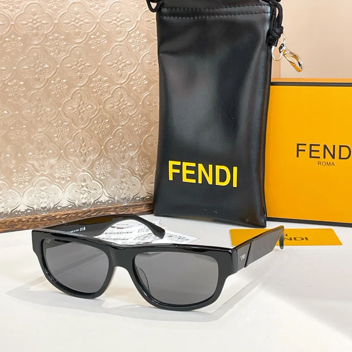 スーパーコピー フェンディ サングラス