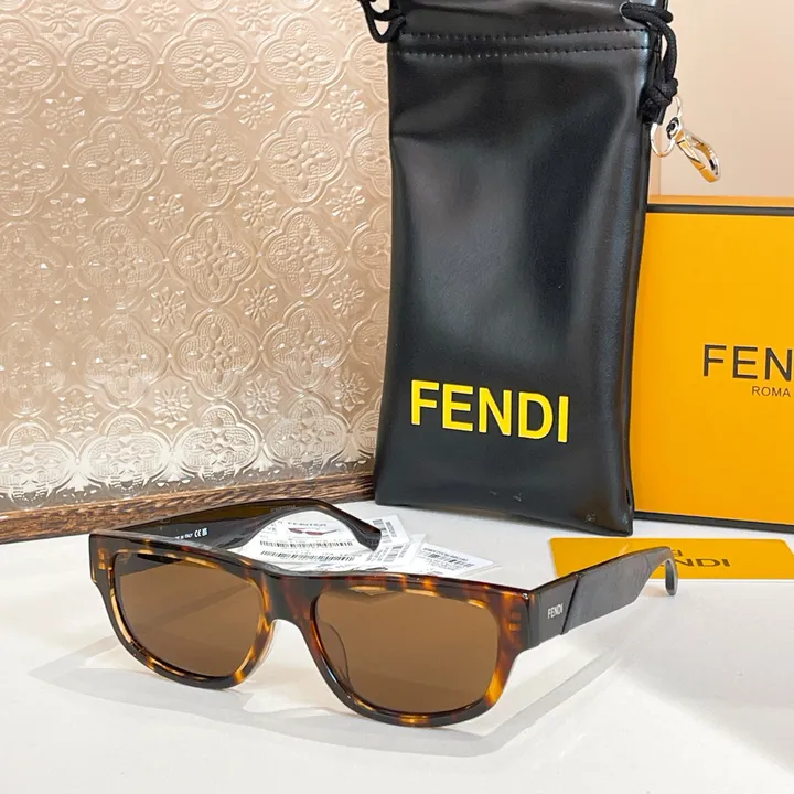 スーパーコピー フェンディ サングラス