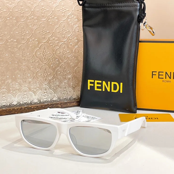 スーパーコピー フェンディ サングラス