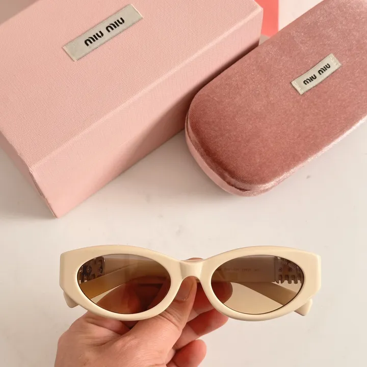 スーパーコピー ミュウミュウ サングラス