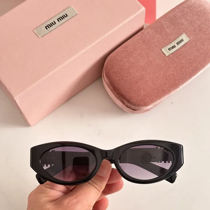 スーパーコピー ミュウミュウ サングラス