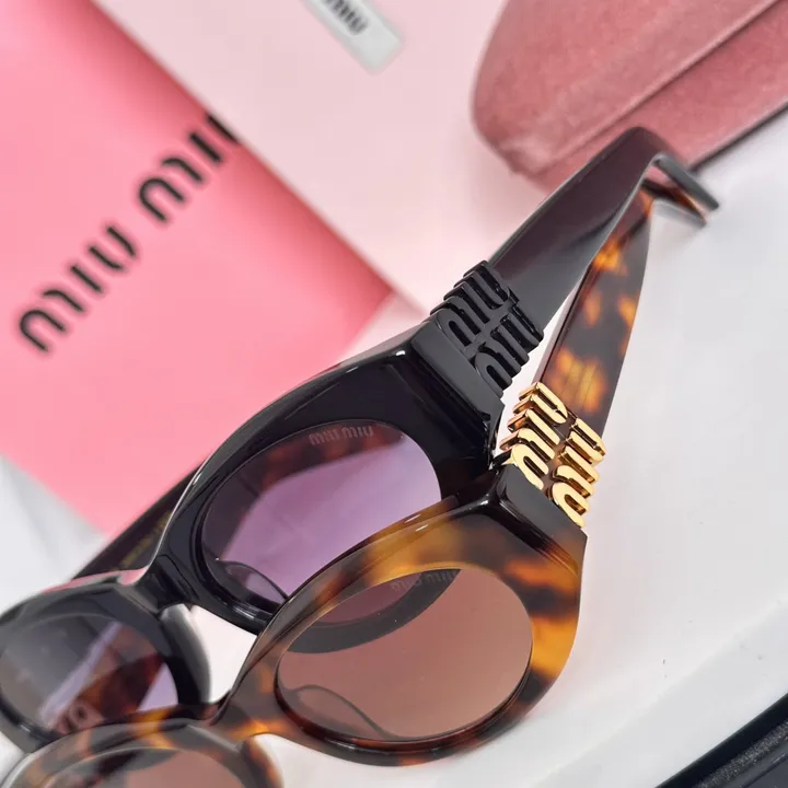 スーパーコピー ミュウミュウ サングラス