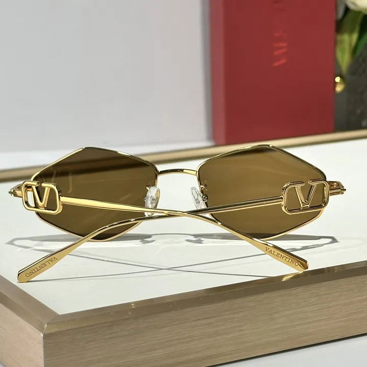 スーパーコピー ヴァレンティノ サングラス