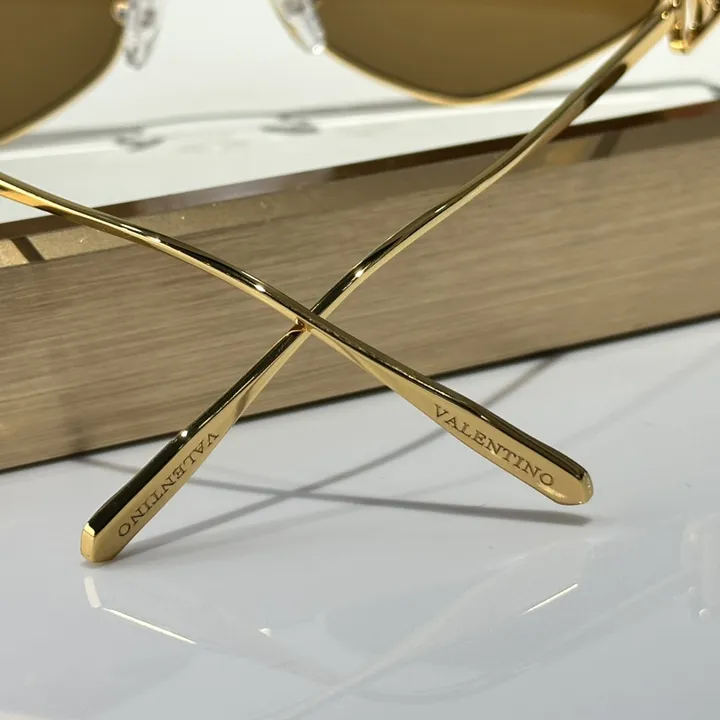 スーパーコピー ヴァレンティノ サングラス