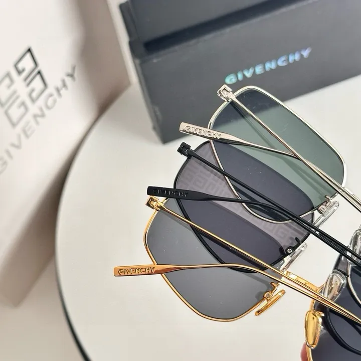 スーパーコピー ジバンシィ サングラス