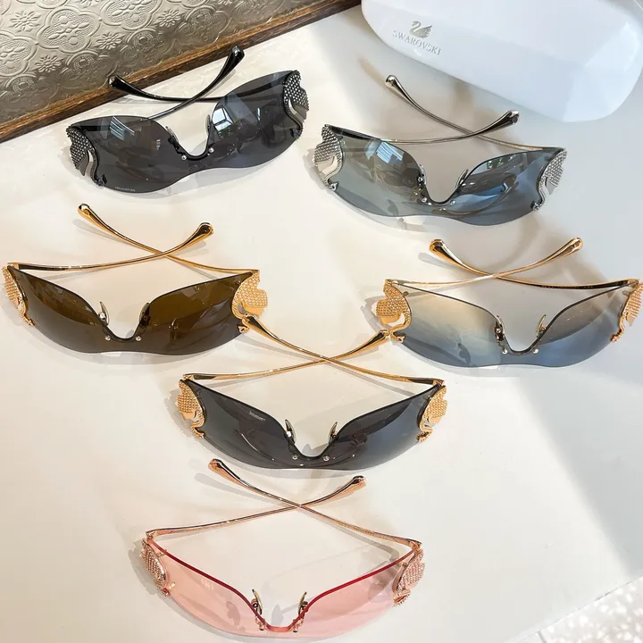 スーパーコピー スワロフスキー サングラス