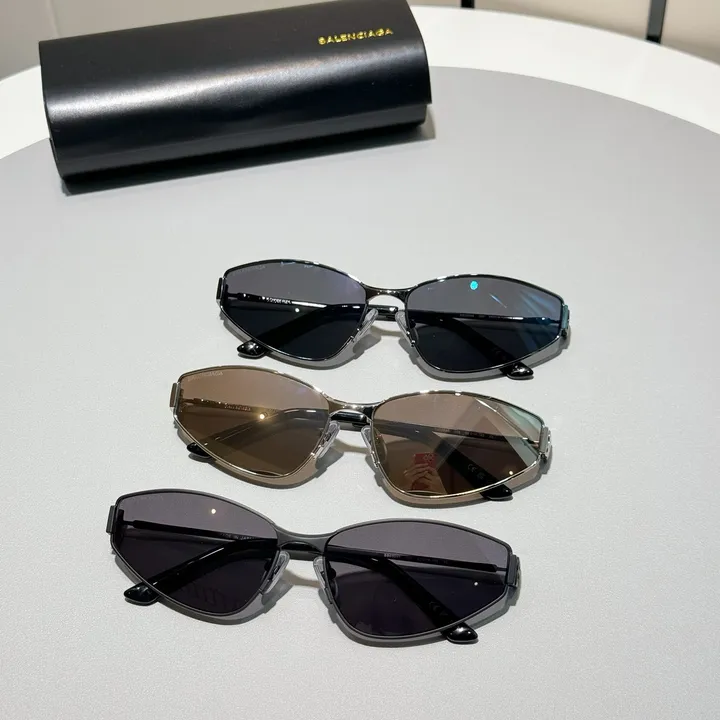スーパーコピー バレンシアガ サングラス