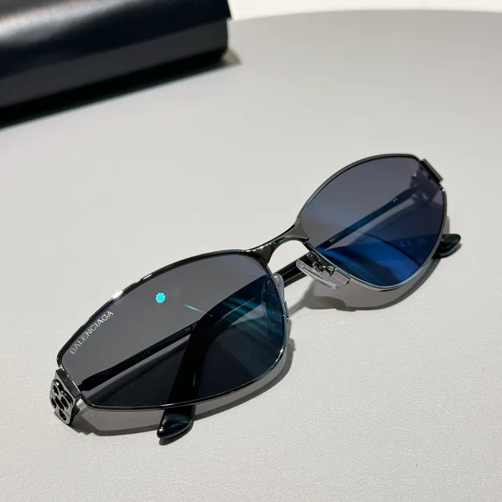 スーパーコピー バレンシアガ サングラス