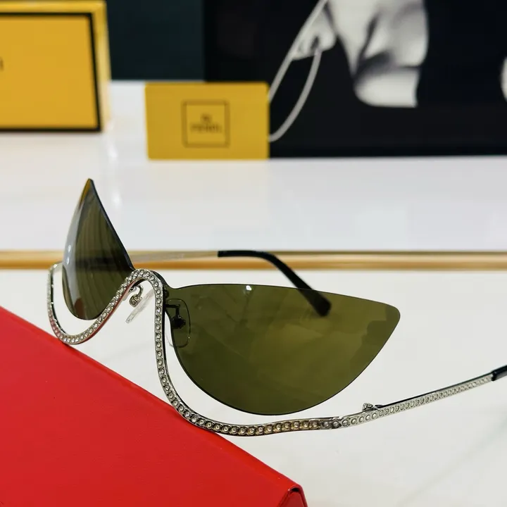 スーパーコピー フェンディ サングラス