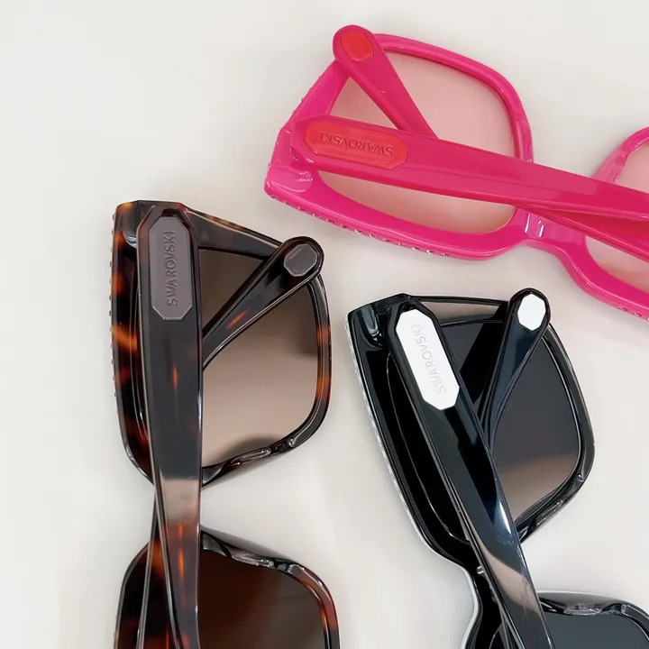 スーパーコピー スワロフスキー サングラス